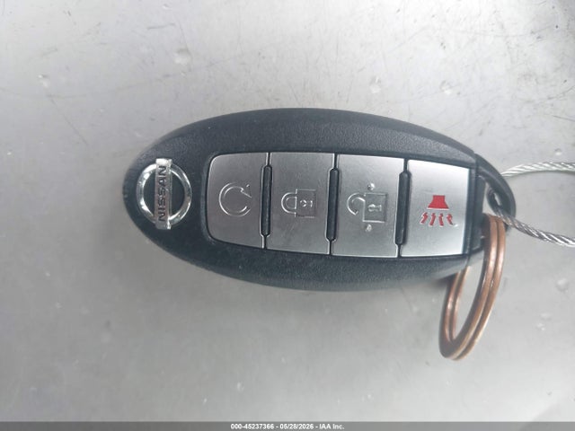 Nissan Pathfinder Sv