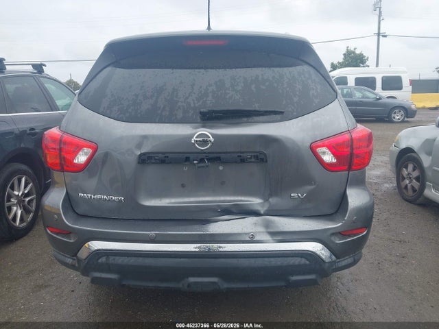 Nissan Pathfinder Sv
