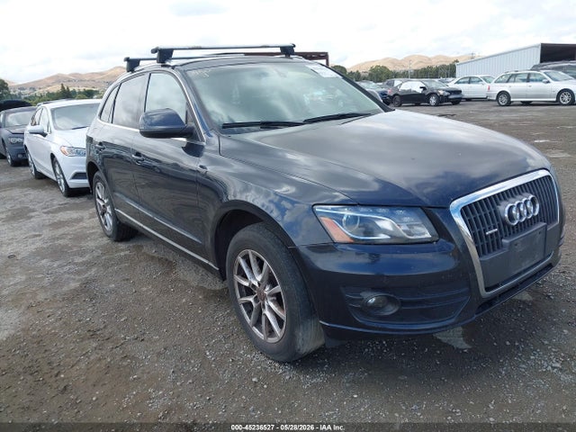 Salvage Audi Q5 Image