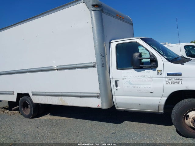 Ford E-350