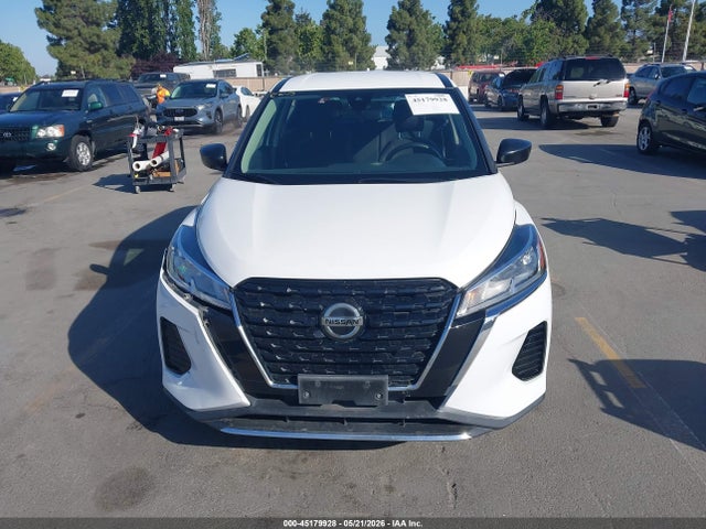 Nissan Kicks S Xtronic Cvt