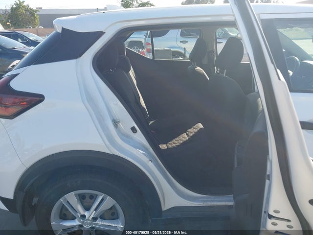 Nissan Kicks S Xtronic Cvt