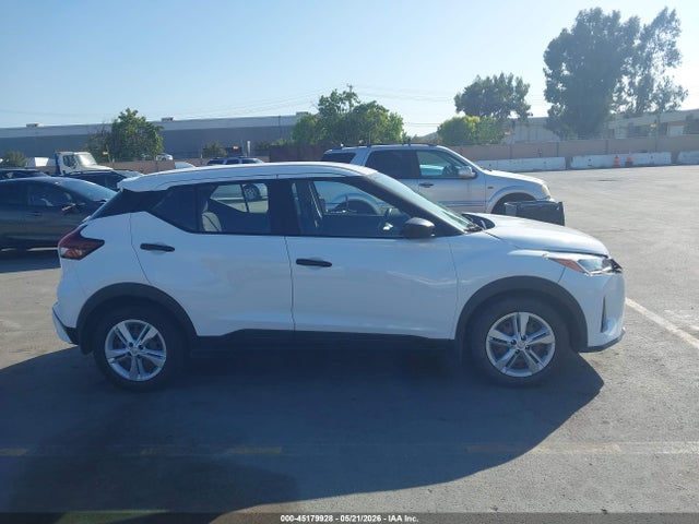 Nissan Kicks S Xtronic Cvt