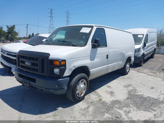 Ford E-150 Commercial