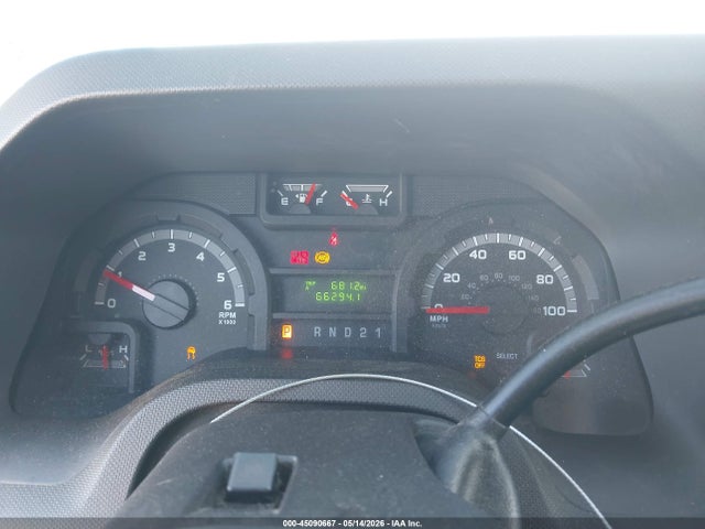Ford E-150 Commercial