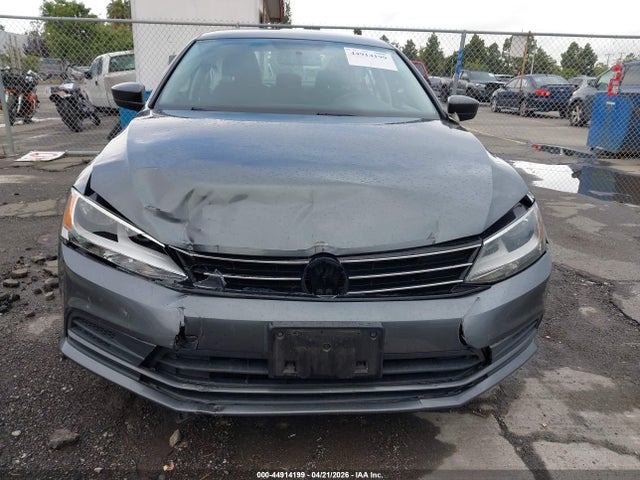 Volkswagen Jetta 1.4t S