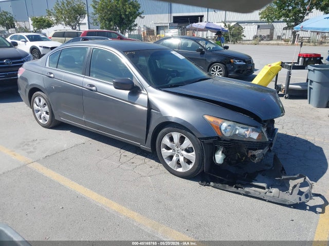 Salvage Honda Accord Image