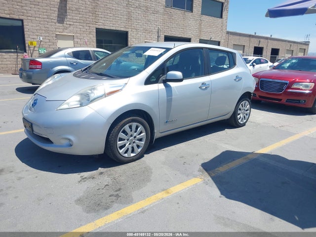 Nissan LEAF S