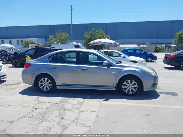 Subaru Legacy 2.5i Premium