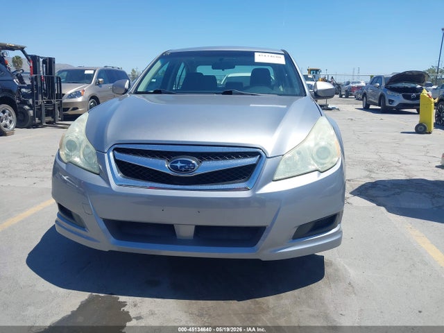 Subaru Legacy 2.5i Premium