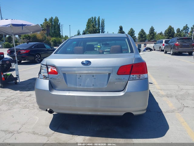 Subaru Legacy 2.5i Premium