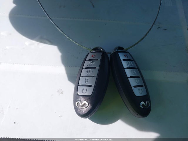 INFINITI Qx