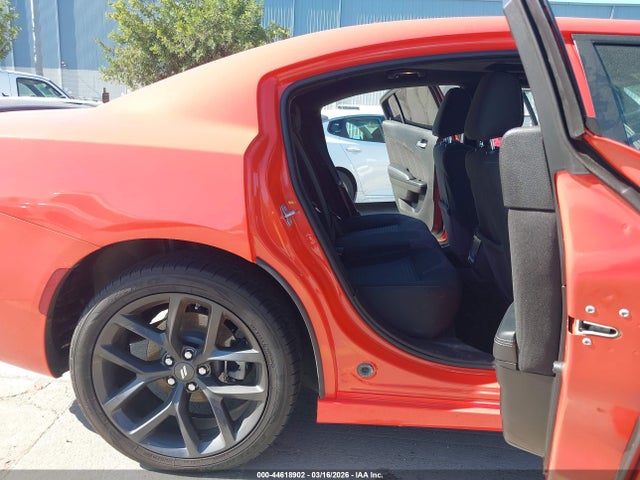 Dodge Charger Sxt
