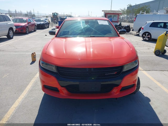 Dodge Charger Sxt