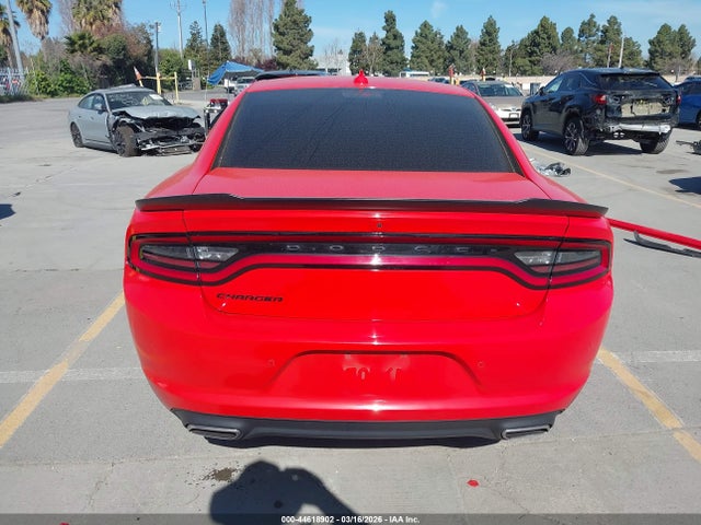 Dodge Charger Sxt