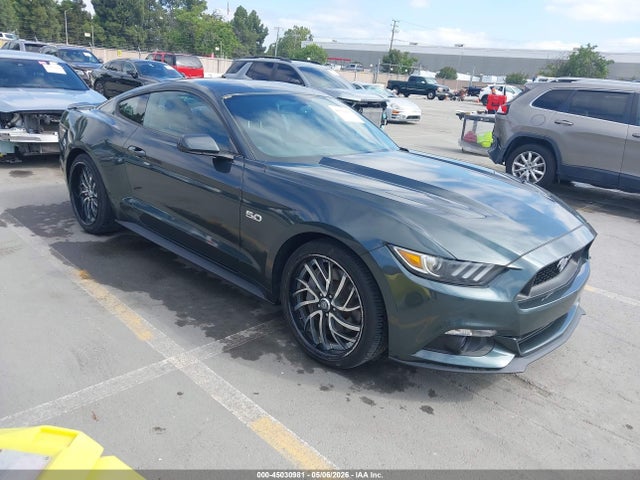 Salvage Ford Mustang Image