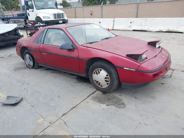 Salvage Pontiac Fiero Image