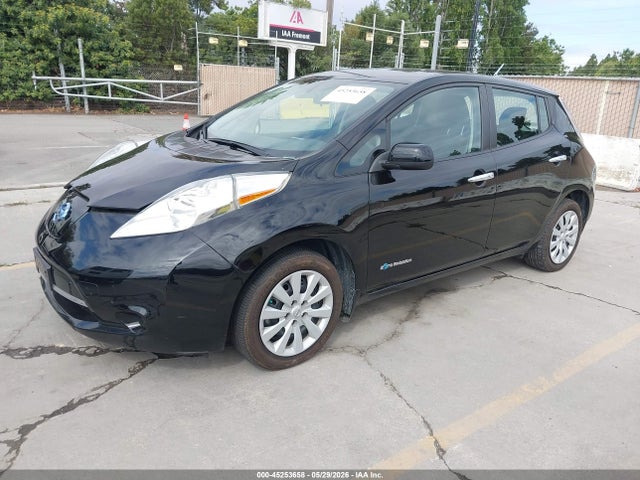 Nissan LEAF S