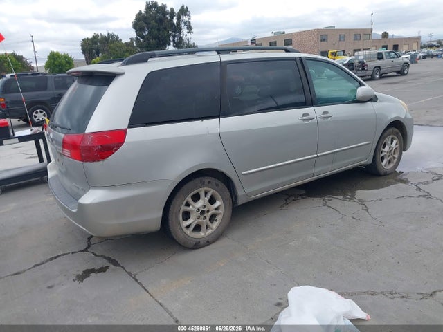 Toyota Sienna Xle