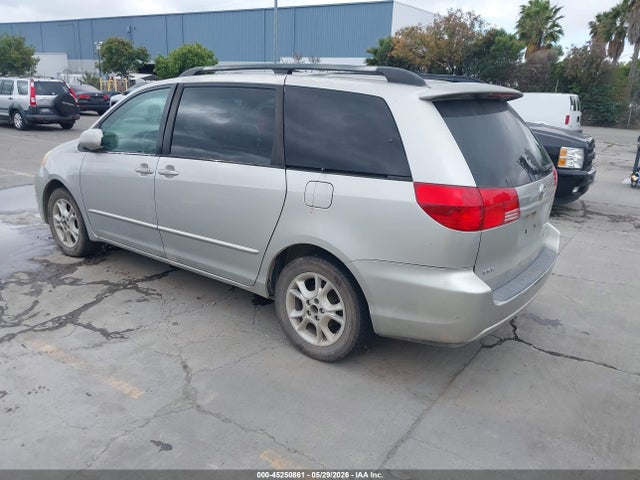 Toyota Sienna Xle