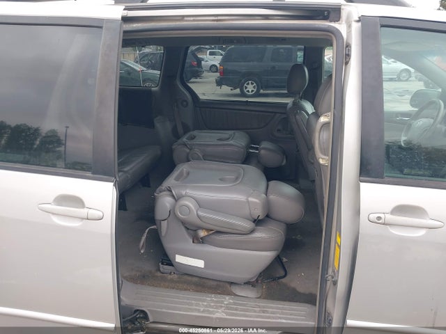 Toyota Sienna Xle