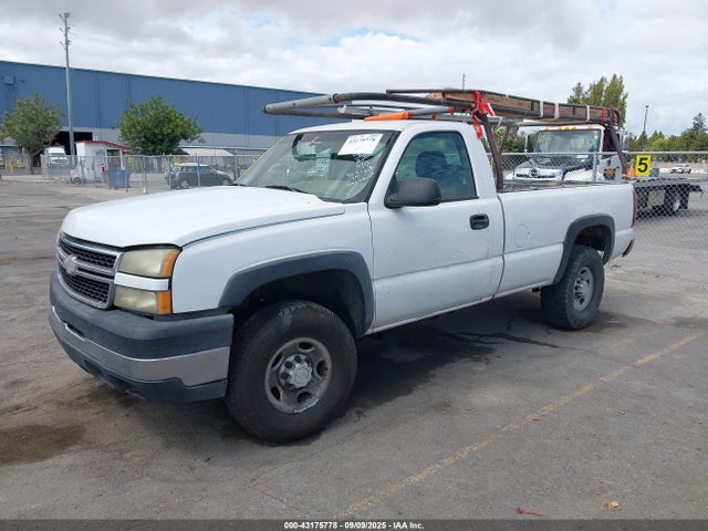 Chevrolet Silverado 2500 Work Truck