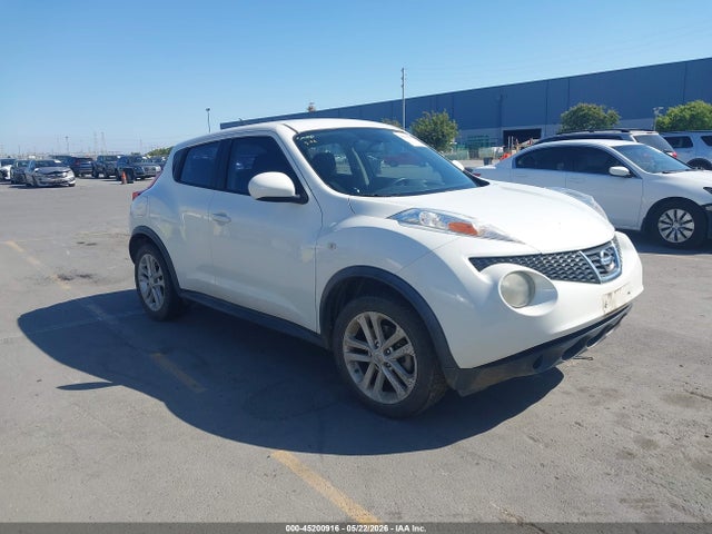 Salvage Nissan JUKE Image