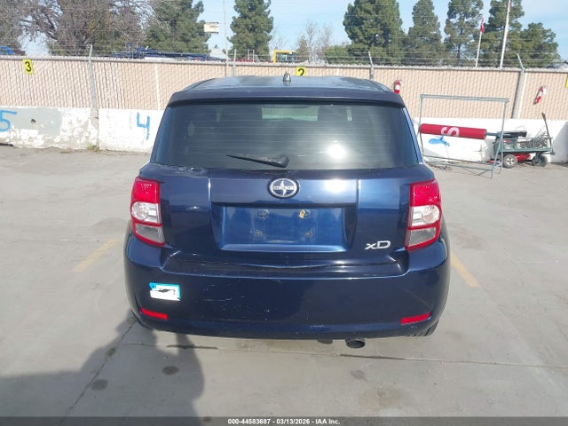 Scion xD