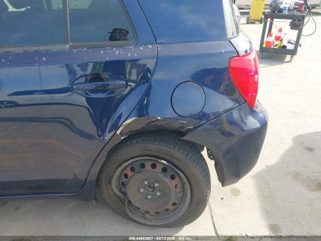 Scion xD