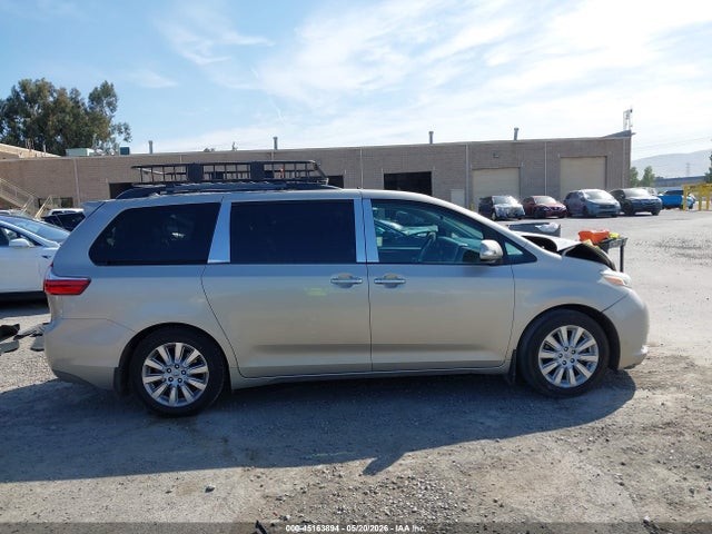 Toyota Sienna Limited 7 Passenger