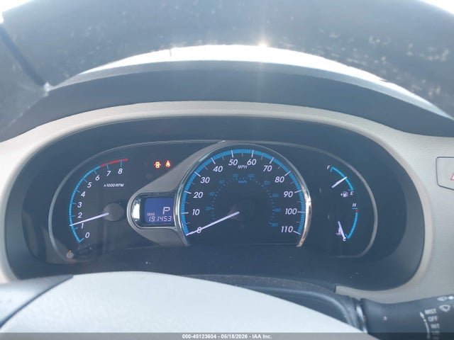 Toyota Sienna Xle V6 8 Passenger