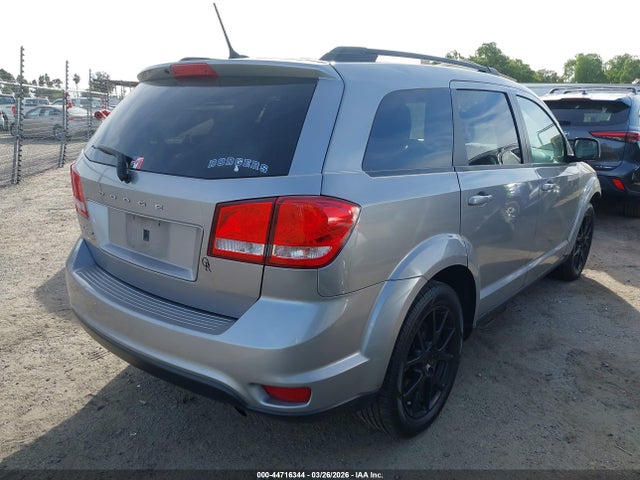 Dodge Journey Sxt