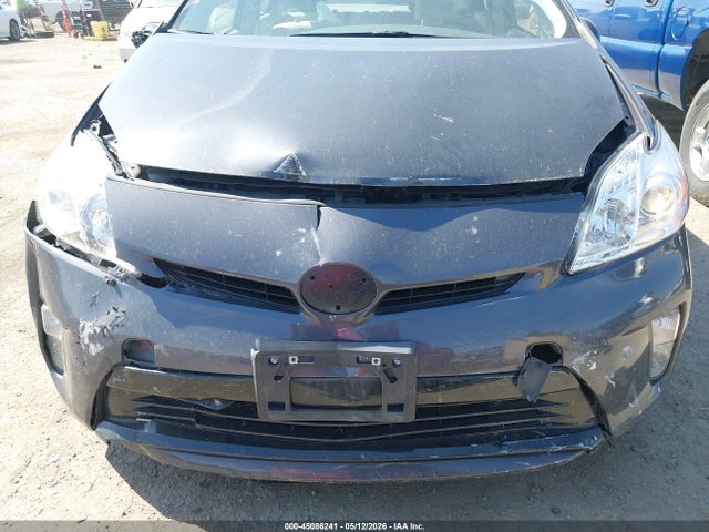 Toyota Prius Three