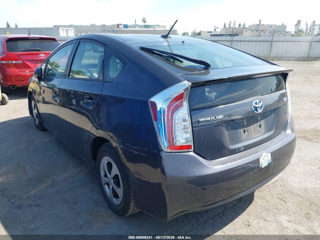 Toyota Prius Three