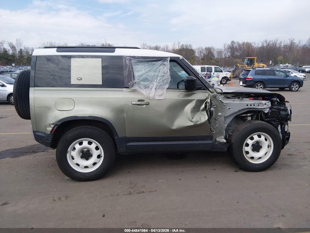 Land Rover Defender 90 S