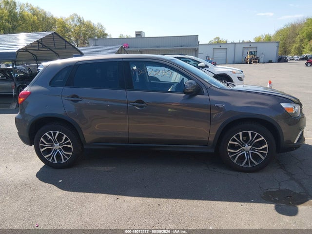 Mitsubishi Outlander 2.0 Es