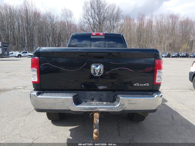 Ram 2500 Tradesman  4x4 6'4 Box
