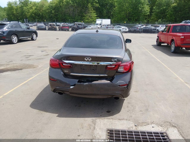 INFINITI Q70 3.7x