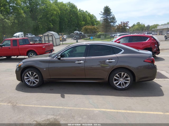 INFINITI Q70 3.7x