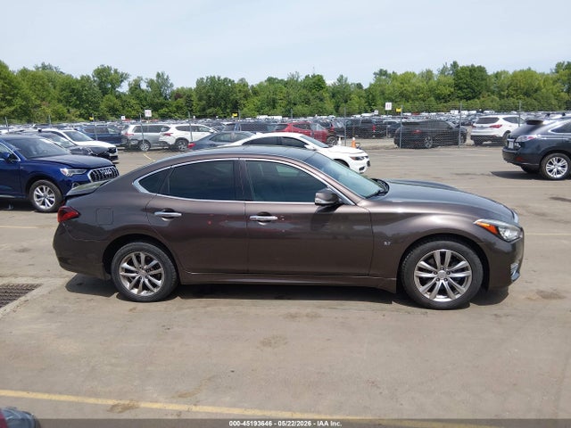 INFINITI Q70 3.7x