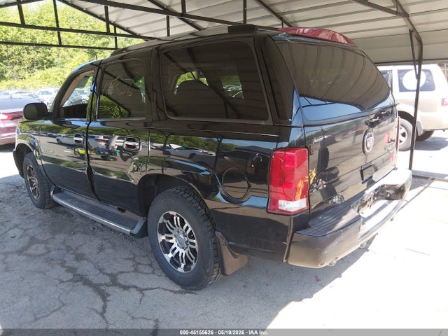 Cadillac Escalade Standard