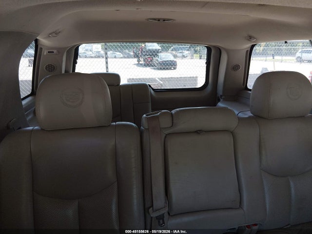 Cadillac Escalade Standard