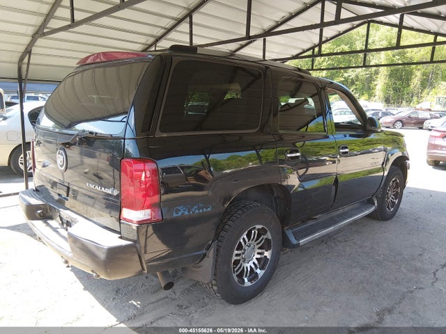 Cadillac Escalade Standard