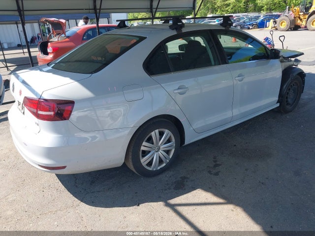 Volkswagen Jetta 1.4t S