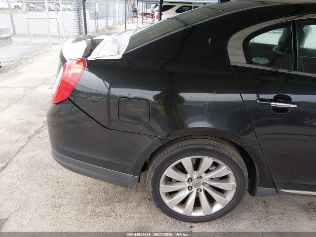 Lincoln MKS