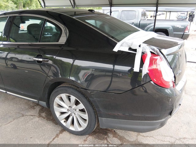 Lincoln MKS