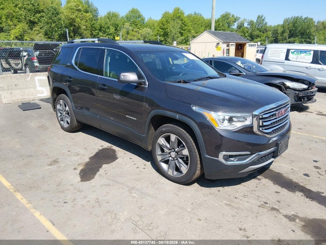 Salvage GMC Acadia Image