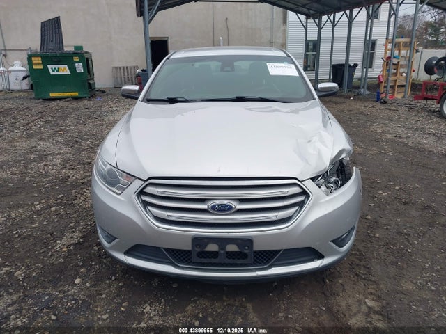 Ford Taurus Limited
