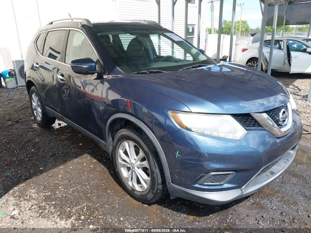 Salvage Nissan Rogue Image