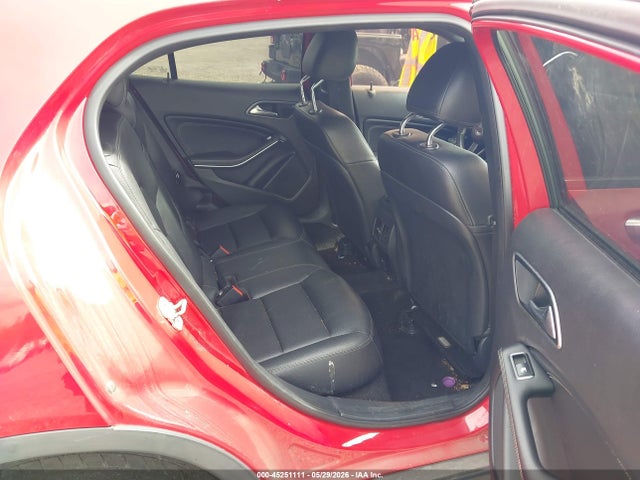 Mercedes-Benz GLA 4matic